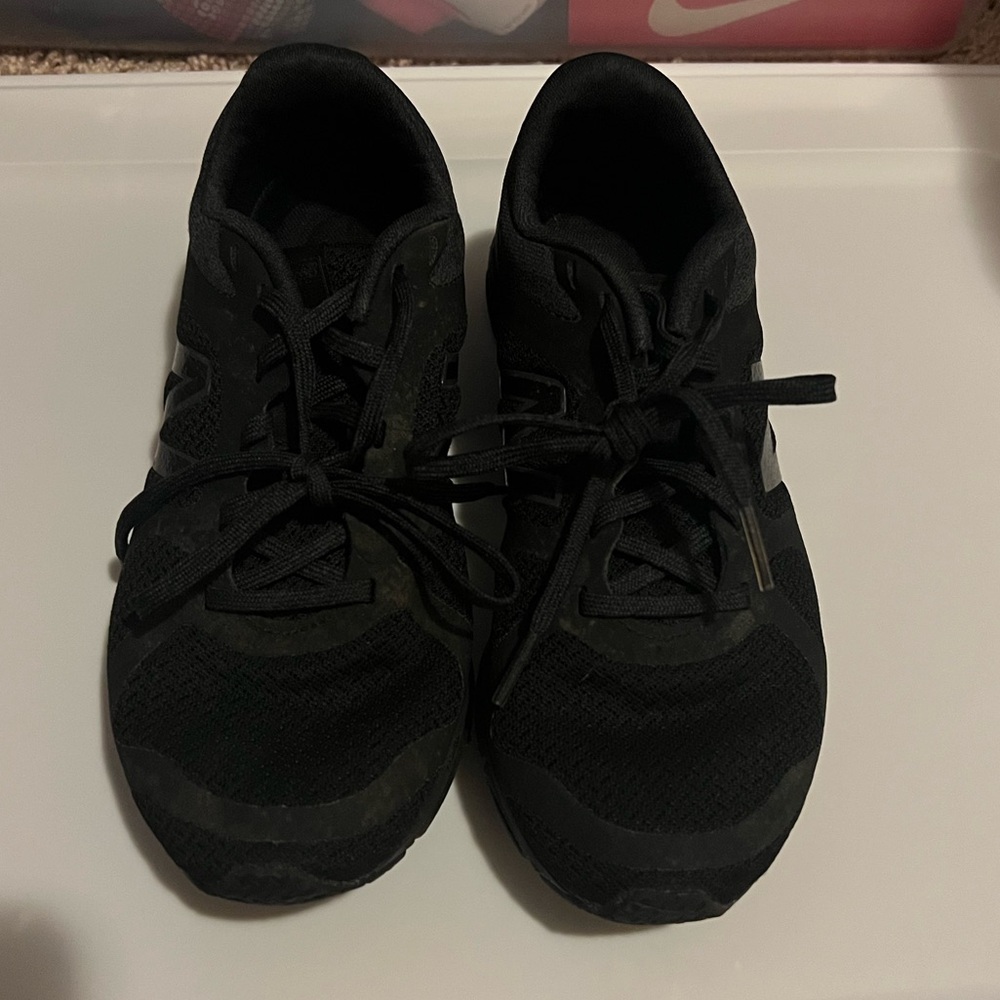 NB Womens 6